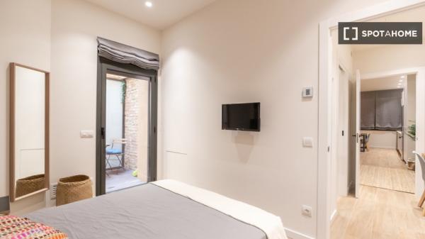 Amplio y moderno apartamento amueblado en calle Lorenzale