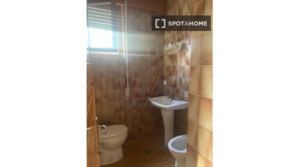 Room for rent in a House Valladolid.