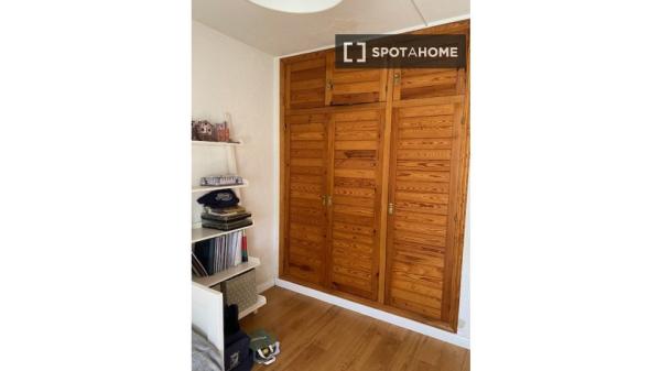 Room for rent in a House Valladolid.