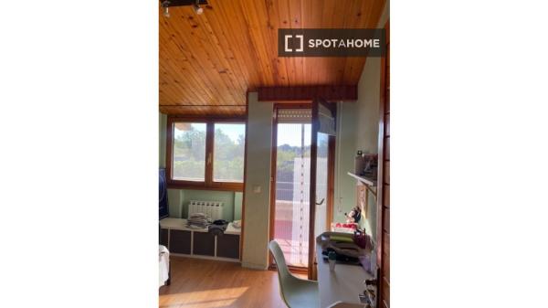 Room for rent in a House Valladolid.