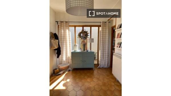 Room for rent in a House Valladolid.