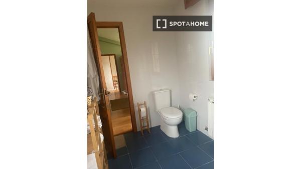 Room for rent in a House Valladolid.