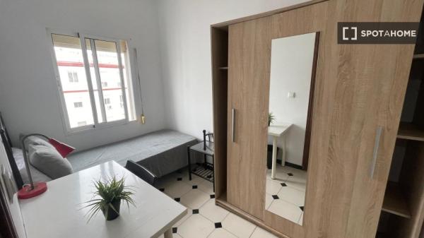 Chambre en colocation à Séville
