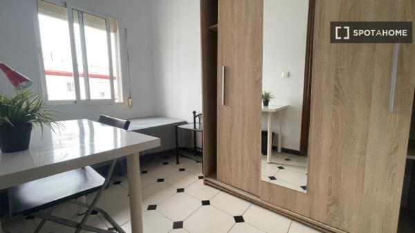Chambre en colocation à Séville