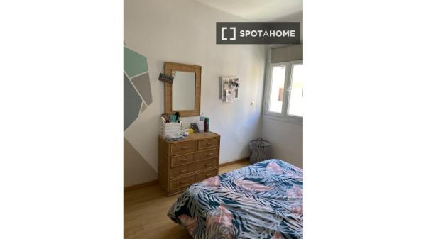 Room in shared apartment in Can Pastilla