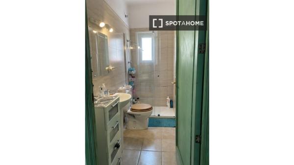 Room in shared apartment in Can Pastilla