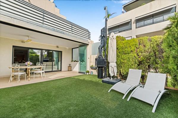 Chalet pareado en calle Polín Laporta, 9