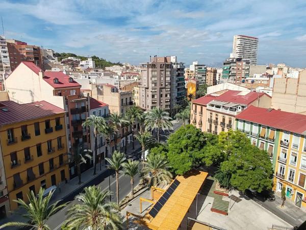 Piso en plaza Músico Óscar Tordera Iñesta, 3