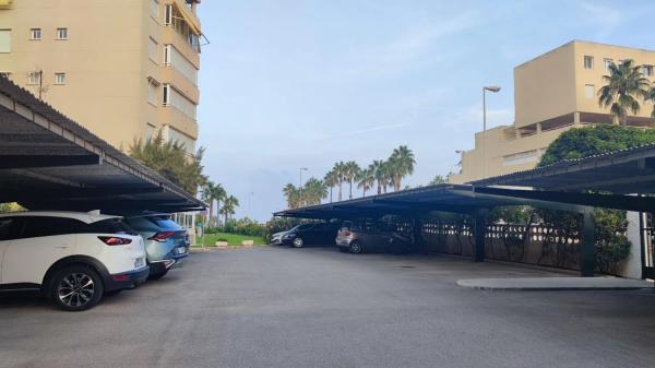 Piso en barrio El Palmeral-Urbanova-Tabarca