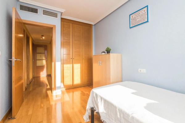 Piso en calle Médico Pérez Martorell