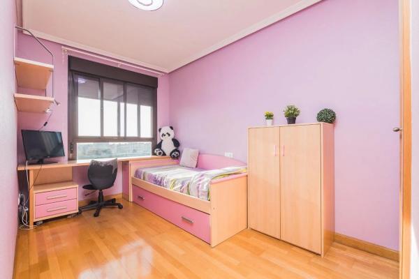 Piso en calle Médico Pérez Martorell