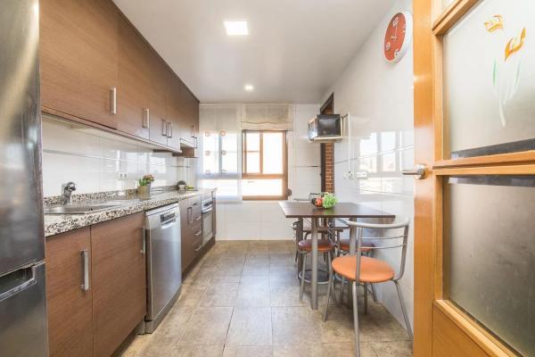 Piso en calle Médico Pérez Martorell