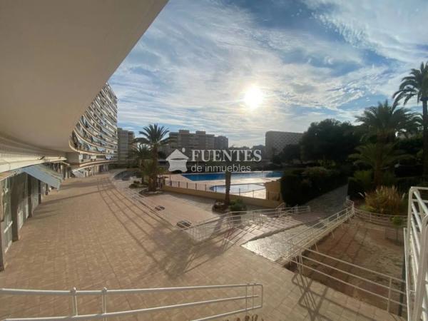 Estudio en barrio Playa de San Juan