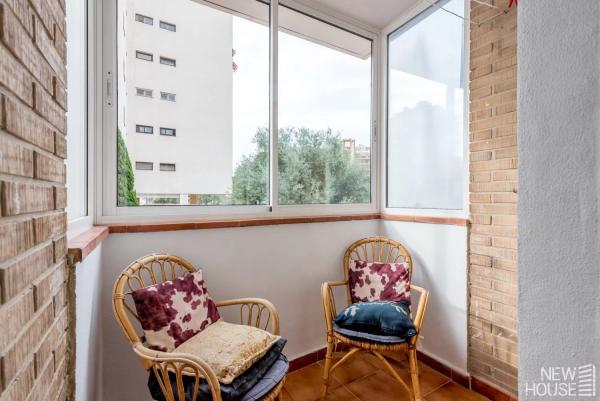 Chalet adosado en calle Trident