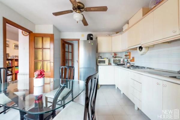 Chalet adosado en calle Trident