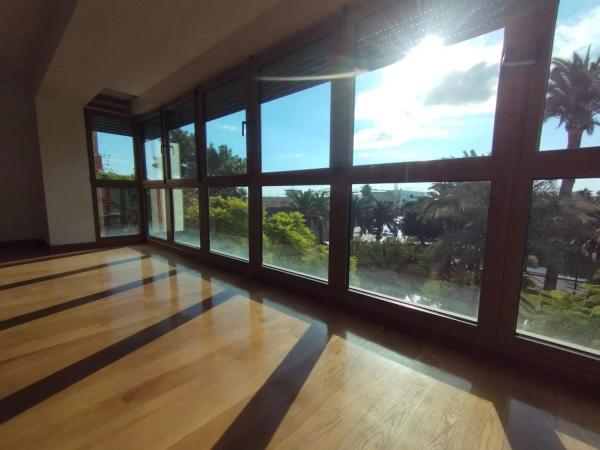 Piso en avenida de Ramón y Cajal