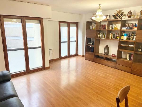 Piso en avenida Maisonnave