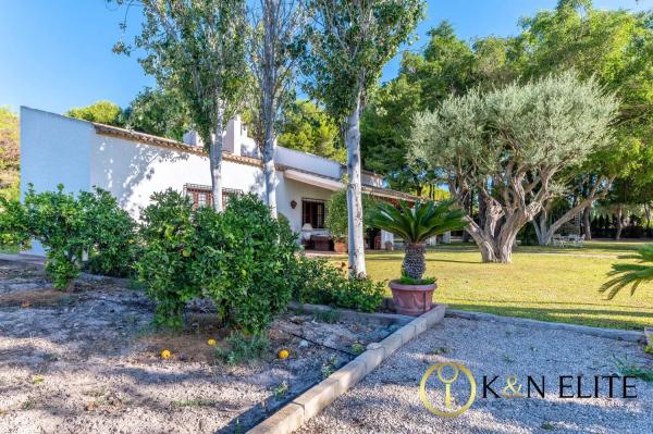 Casa independiente en camino Cipres