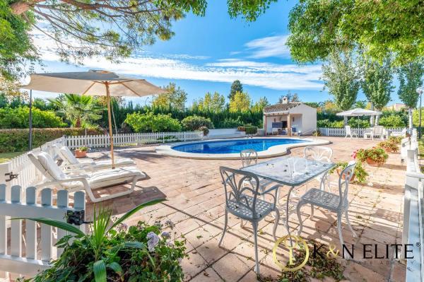 Casa independiente en camino Cipres