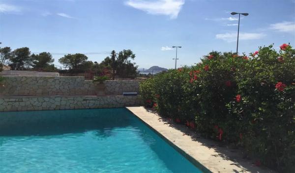 Chalet en barrio Cabo de las Huertas