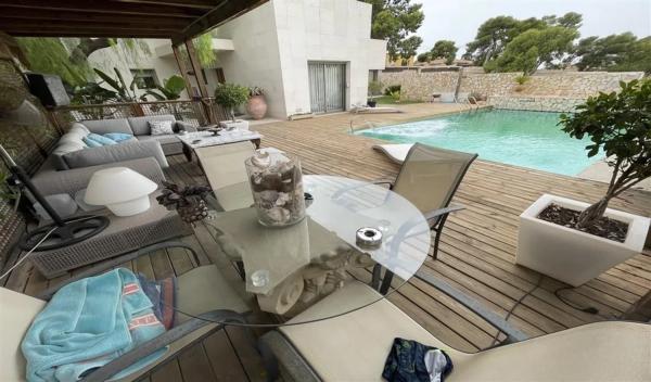 Chalet en barrio Cabo de las Huertas