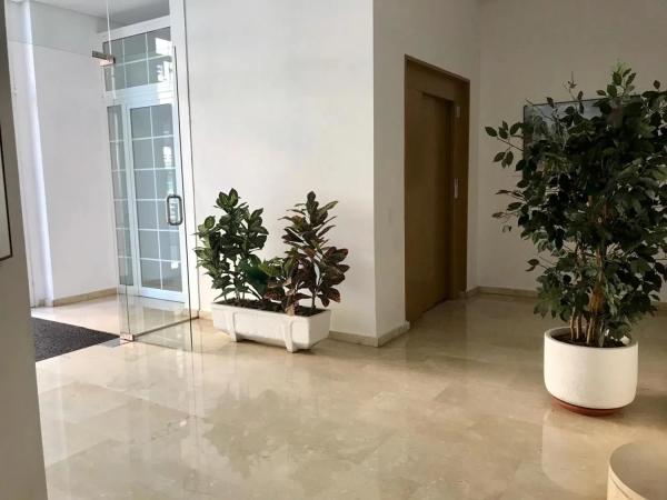 Piso en calle Calderón de la Barca, 16