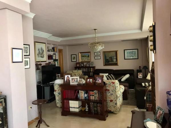 Piso en calle Calderón de la Barca, 16