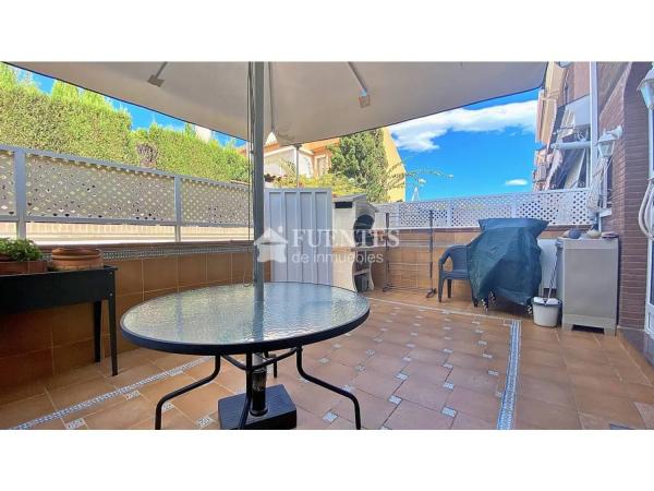 Chalet adosado en calle del Olimpo