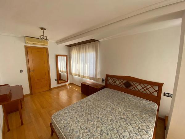 Piso en calle Presbitero Baltasar Carrasco, 1