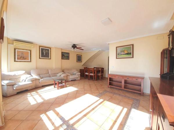 Chalet adosado en calle México