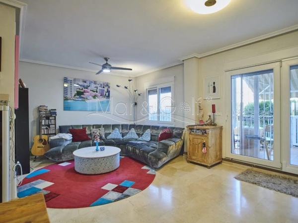 Chalet adosado en calle Britania