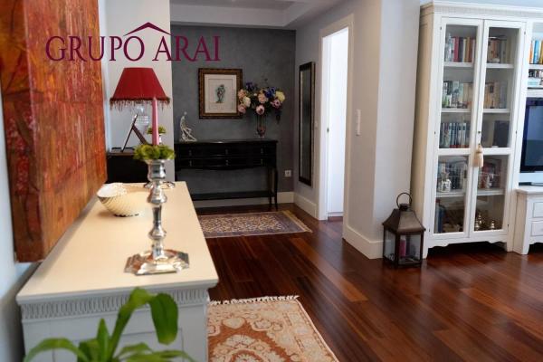 Piso en calle Rafael Terol, 28