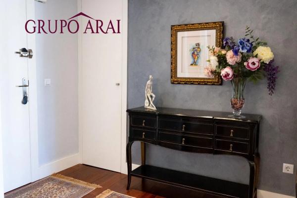 Piso en calle Rafael Terol, 28