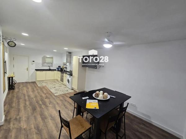 Piso en calle Antonio Maura