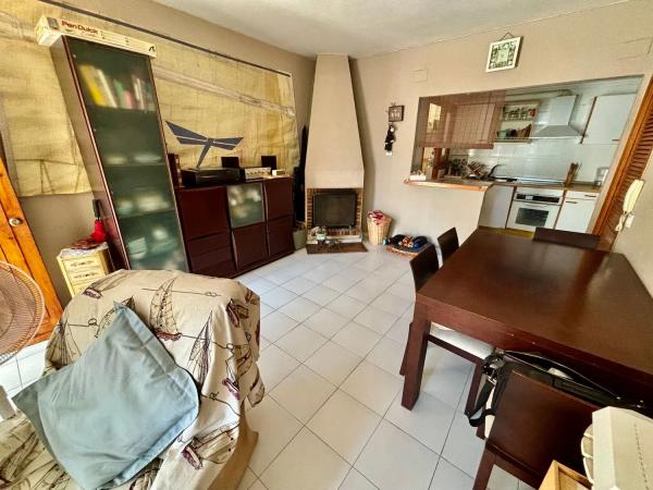 Chalet adosado en calle Arpón