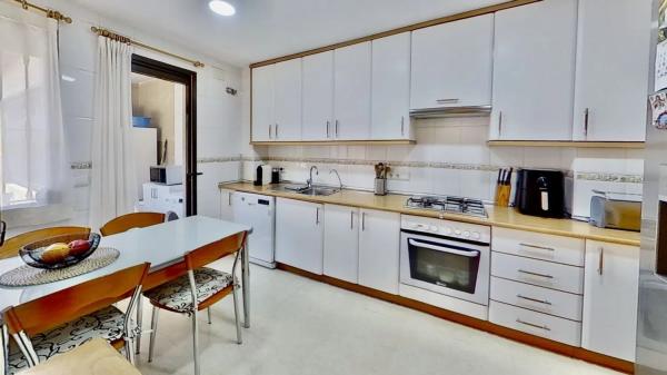 Chalet adosado en avenida de Ansaldo