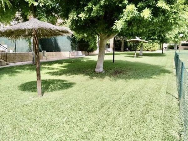 Chalet adosado en avenida de Ansaldo