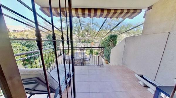 Chalet adosado en avenida de Ansaldo