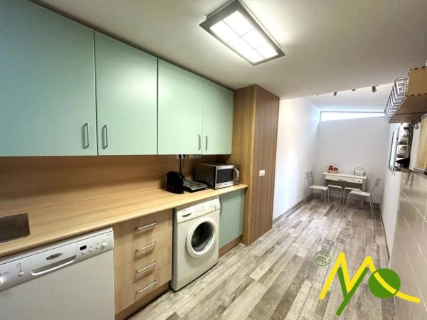 Chalet adosado en calle Clara Campoamor