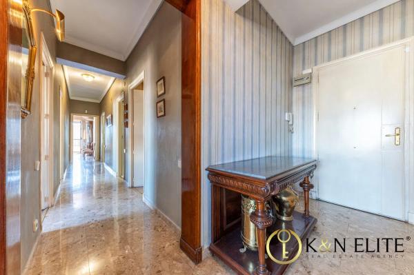 Piso en avenida Alfonso El Sabio, 35