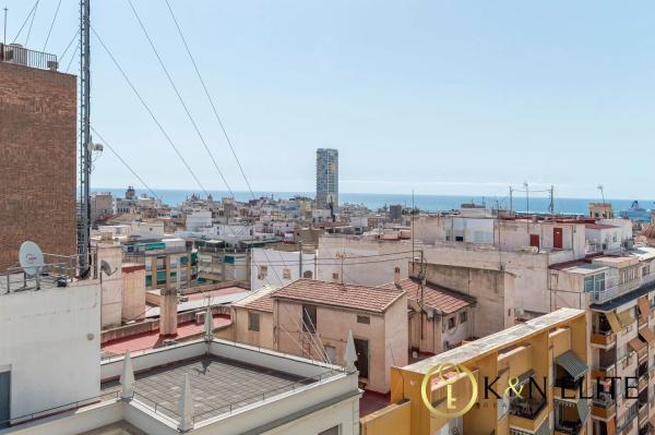 Piso en avenida Alfonso El Sabio, 35