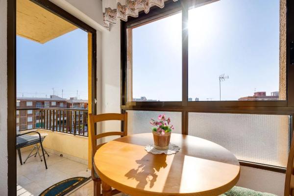 Piso en calle Almoradí, 4