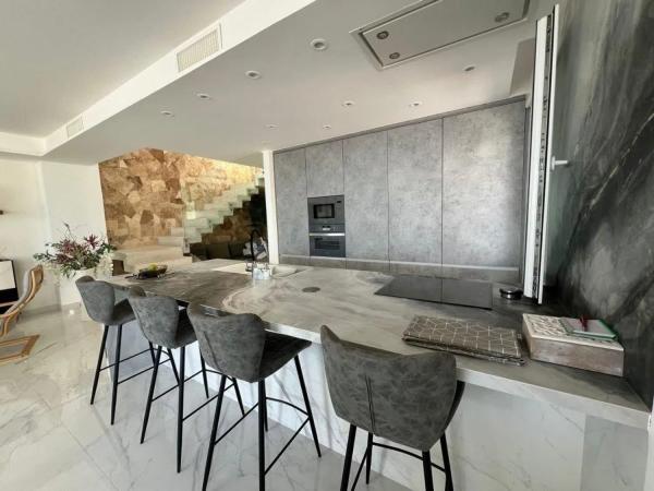 Casa independiente en avenida Avenue Españoles