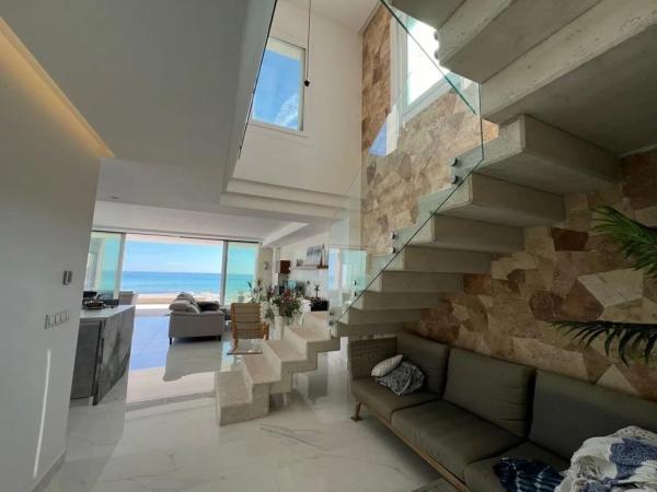 Casa independiente en avenida Avenue Españoles