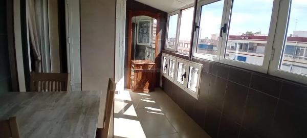 Piso en calle Guardamar