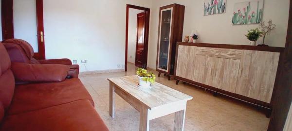 Piso en calle Guardamar