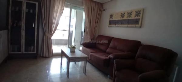 Piso en calle Guardamar