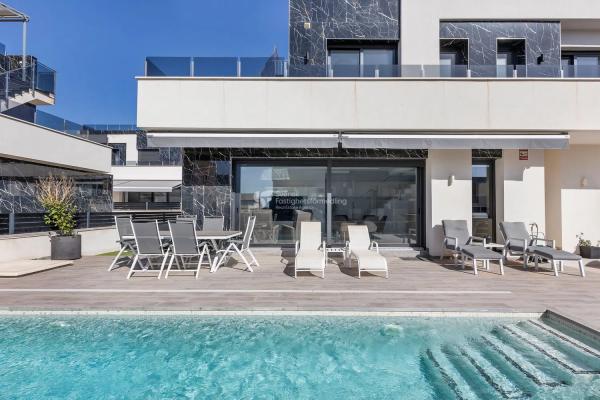 Casa independiente en calle Forano, 14