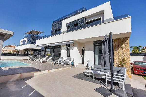 Casa independiente en calle Forano, 14