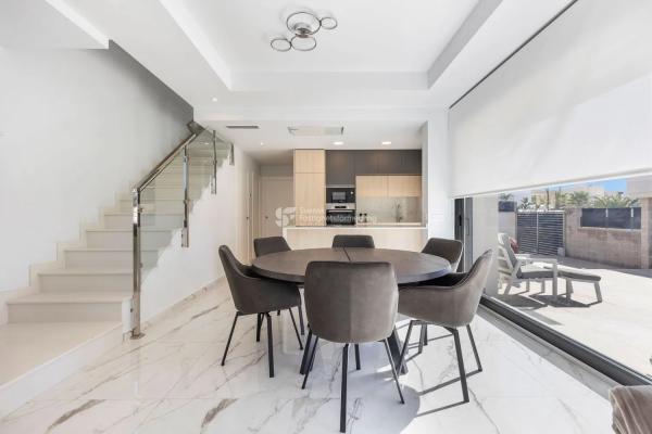 Casa independiente en calle Forano, 14